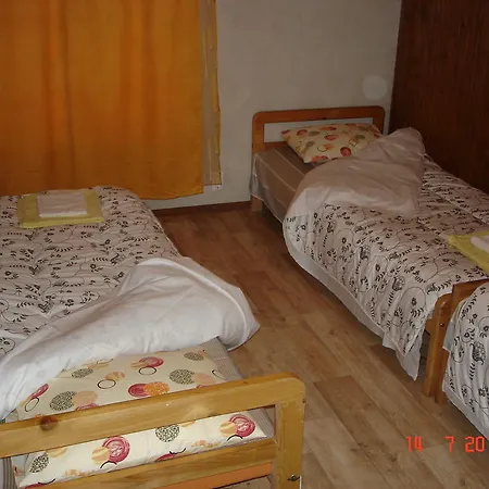 Hostel Vintsi