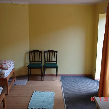 Hostel Vintsi