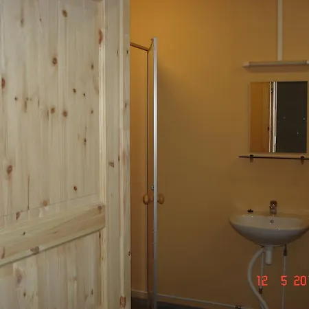 Hostel Vintsi